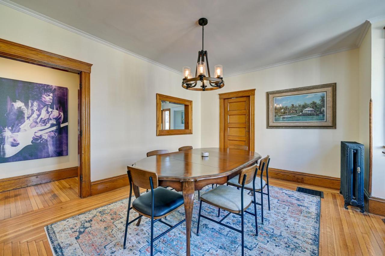 Spacious Historic Home In The Berkshires! Pittsfield Exterior photo