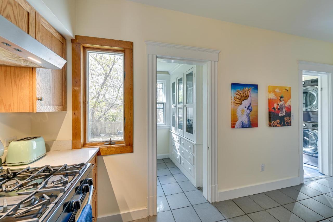 Spacious Historic Home In The Berkshires! Pittsfield Exterior photo