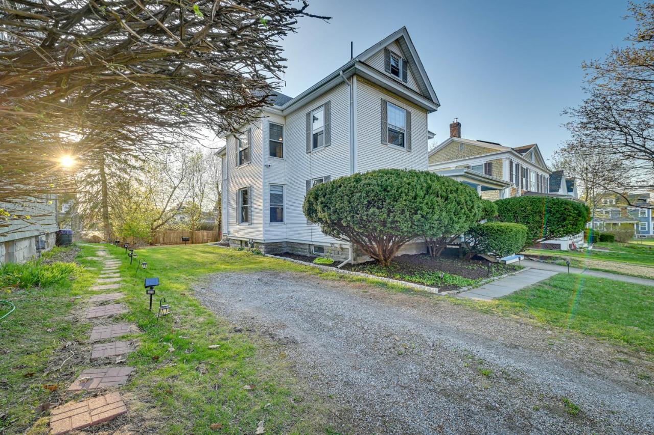 Spacious Historic Home In The Berkshires! Pittsfield Exterior photo