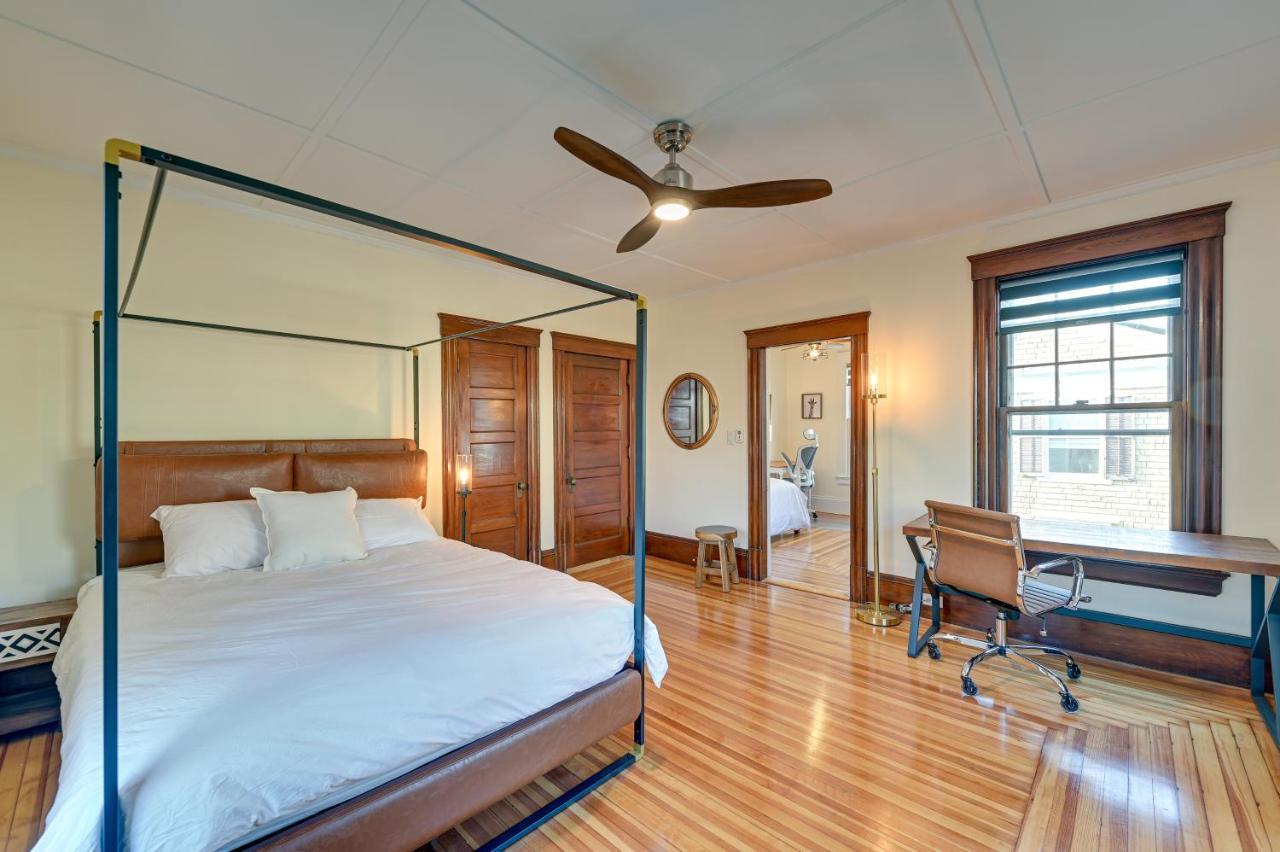 Spacious Historic Home In The Berkshires! Pittsfield Exterior photo