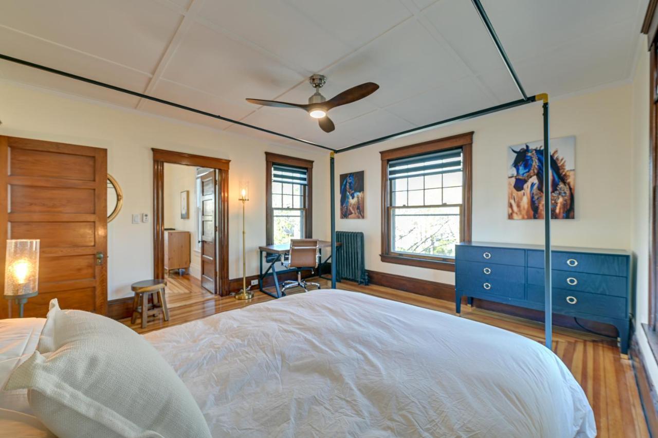 Spacious Historic Home In The Berkshires! Pittsfield Exterior photo