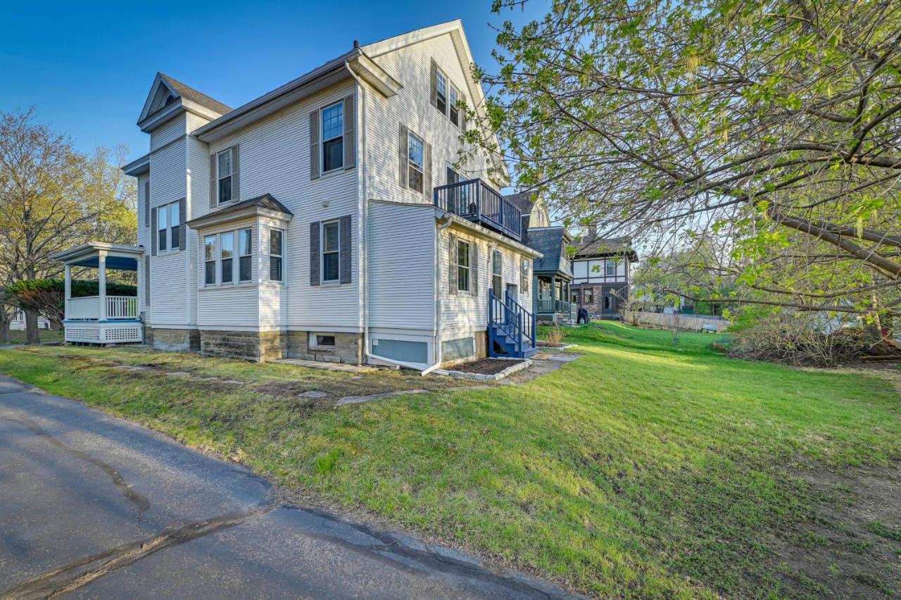 Spacious Historic Home In The Berkshires! Pittsfield Exterior photo
